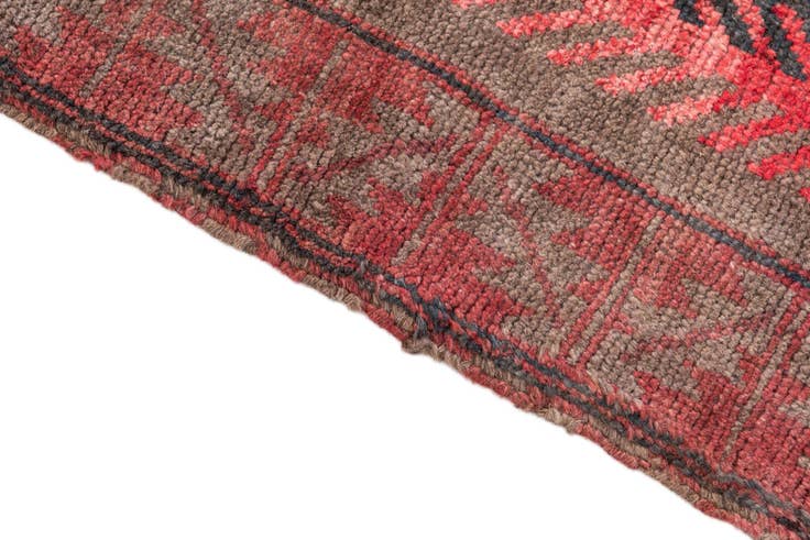 Detail image of 2' 10 x 4' 8 Hand Knotted Ultra Vintage Persian Wool Rug