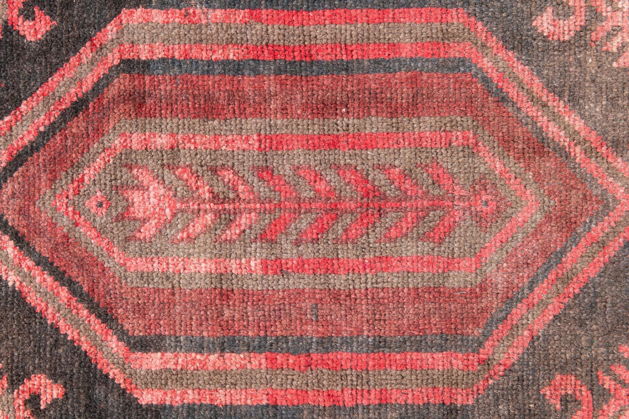 2' 10 x 4' 8 Hand Knotted Ultra Vintage Persian Wool Rug