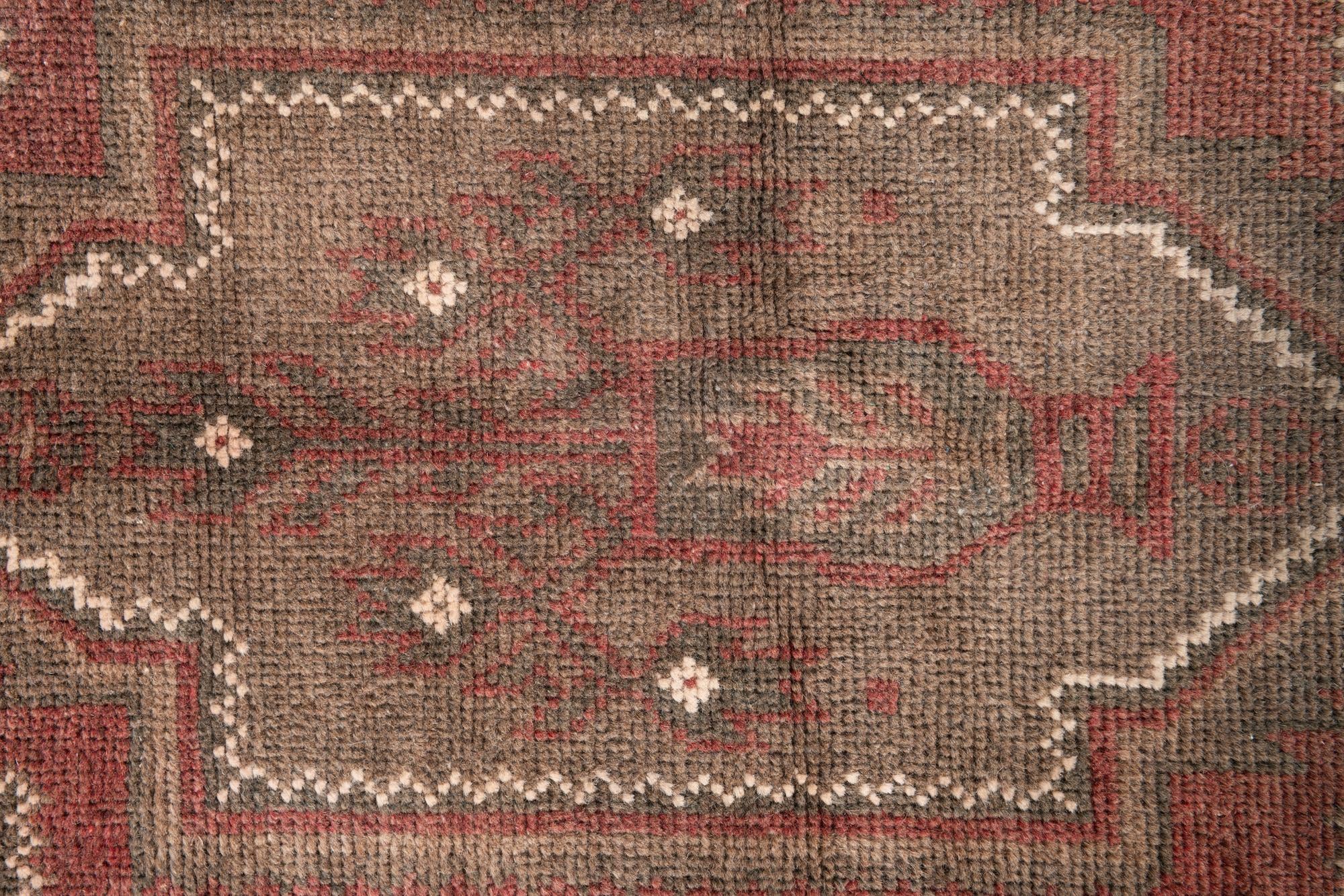 2' 10 x 4' 7 Hand Knotted Ultra Vintage Persian Wool Rug