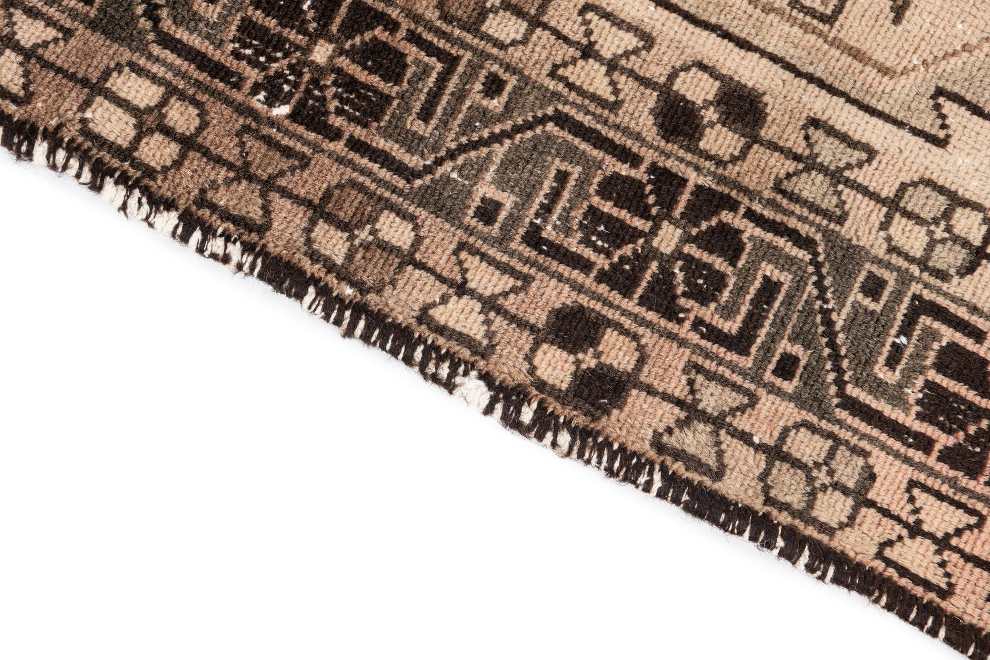 5' x 6' 6 Hand Knotted Ultra Vintage Persian Wool Rug