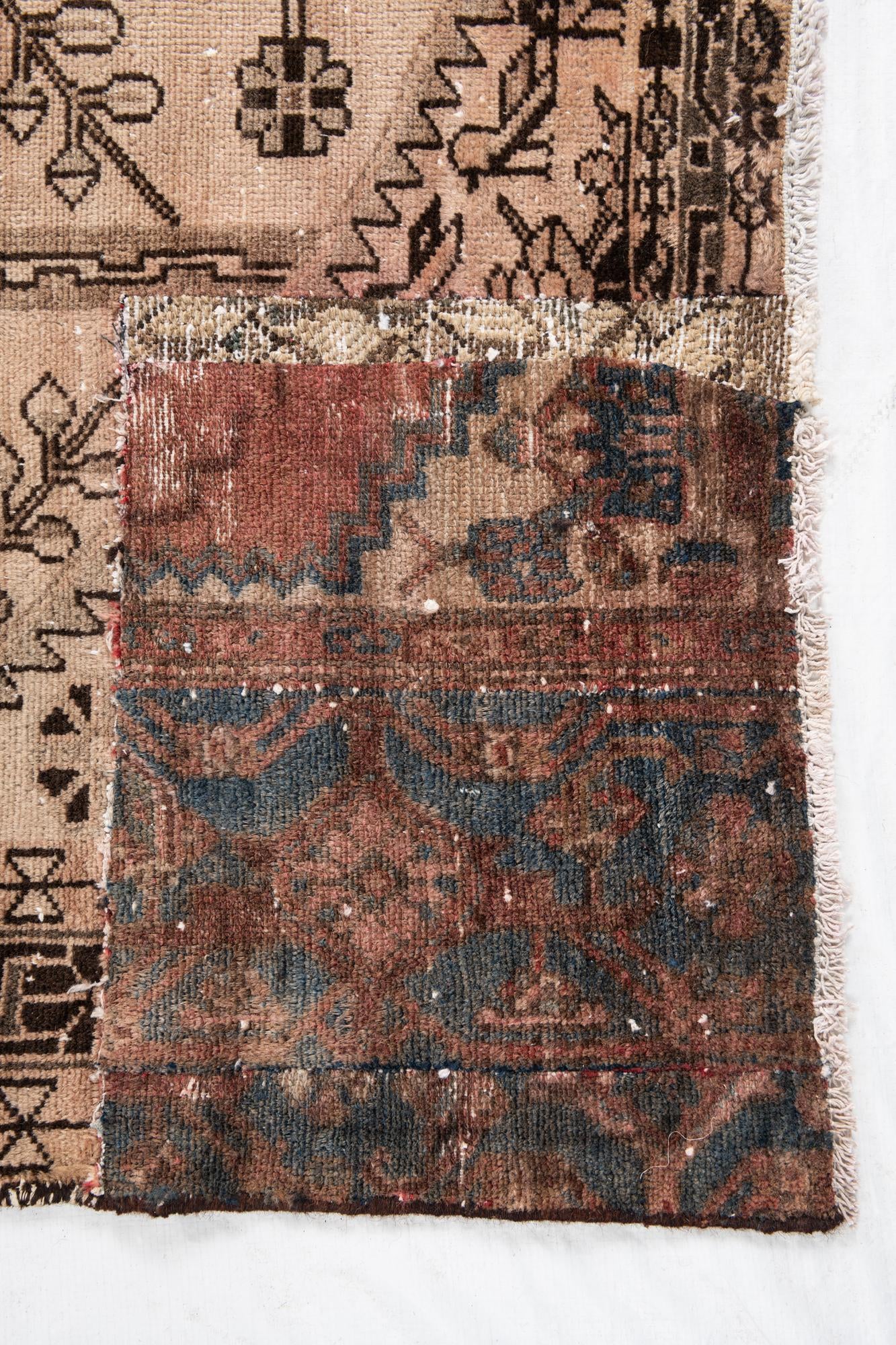 5' x 6' 6 Hand Knotted Ultra Vintage Persian Wool Rug