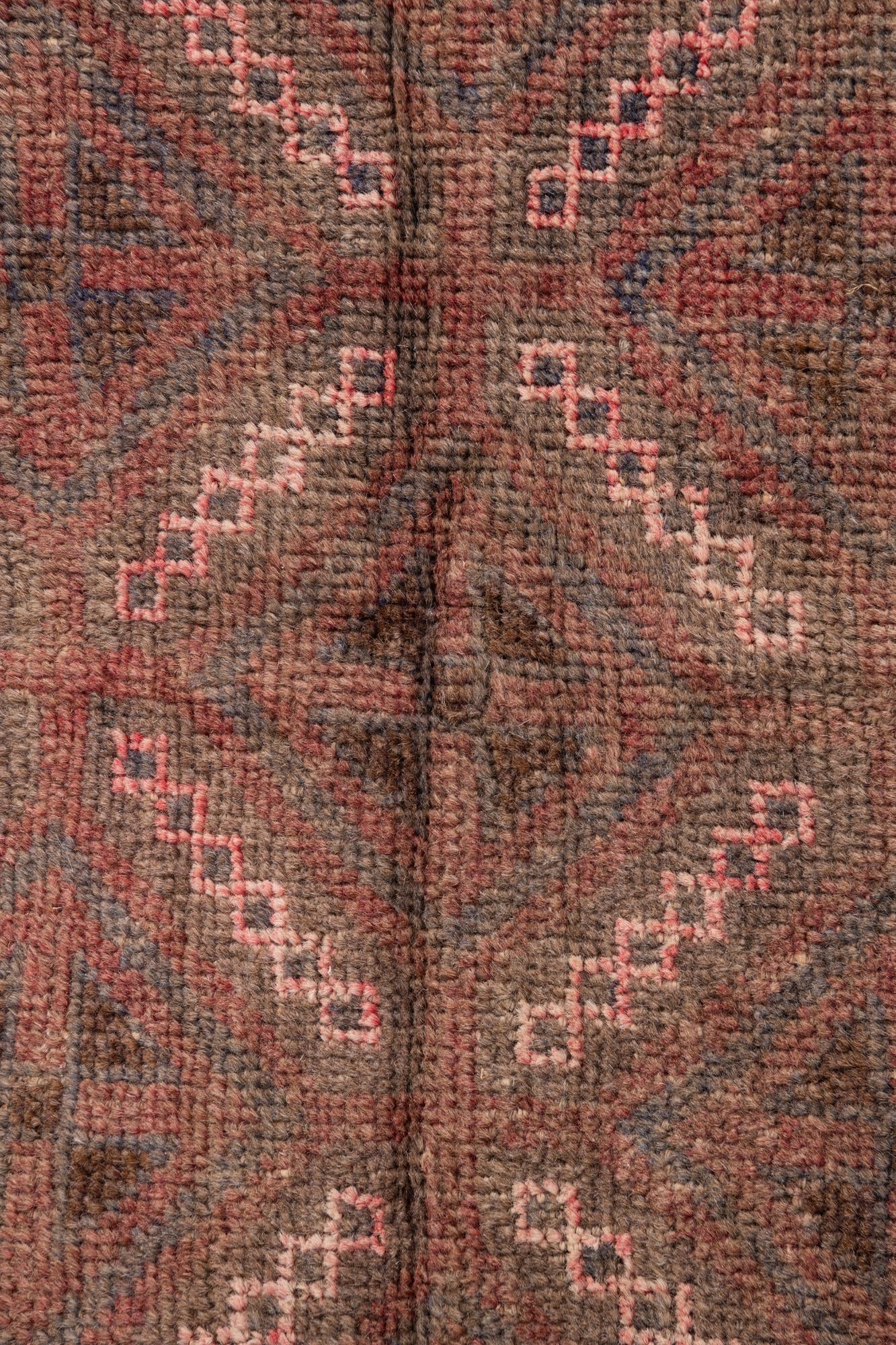 2' 10 x 4' 10 Hand Knotted Ultra Vintage Persian Wool Rug