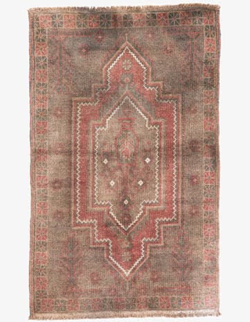 2' 10 x 4' 7 Hand Knotted Ultra Vintage Persian Wool Rug