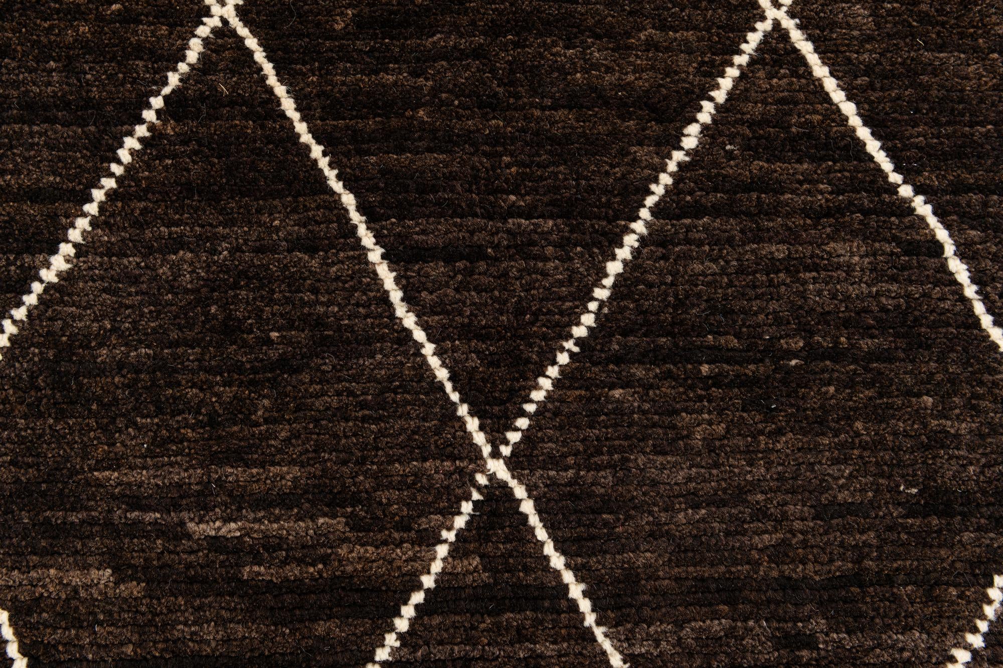 2' 9 x 5' 6 Hand Knotted Moroccan Wool Runner Rug