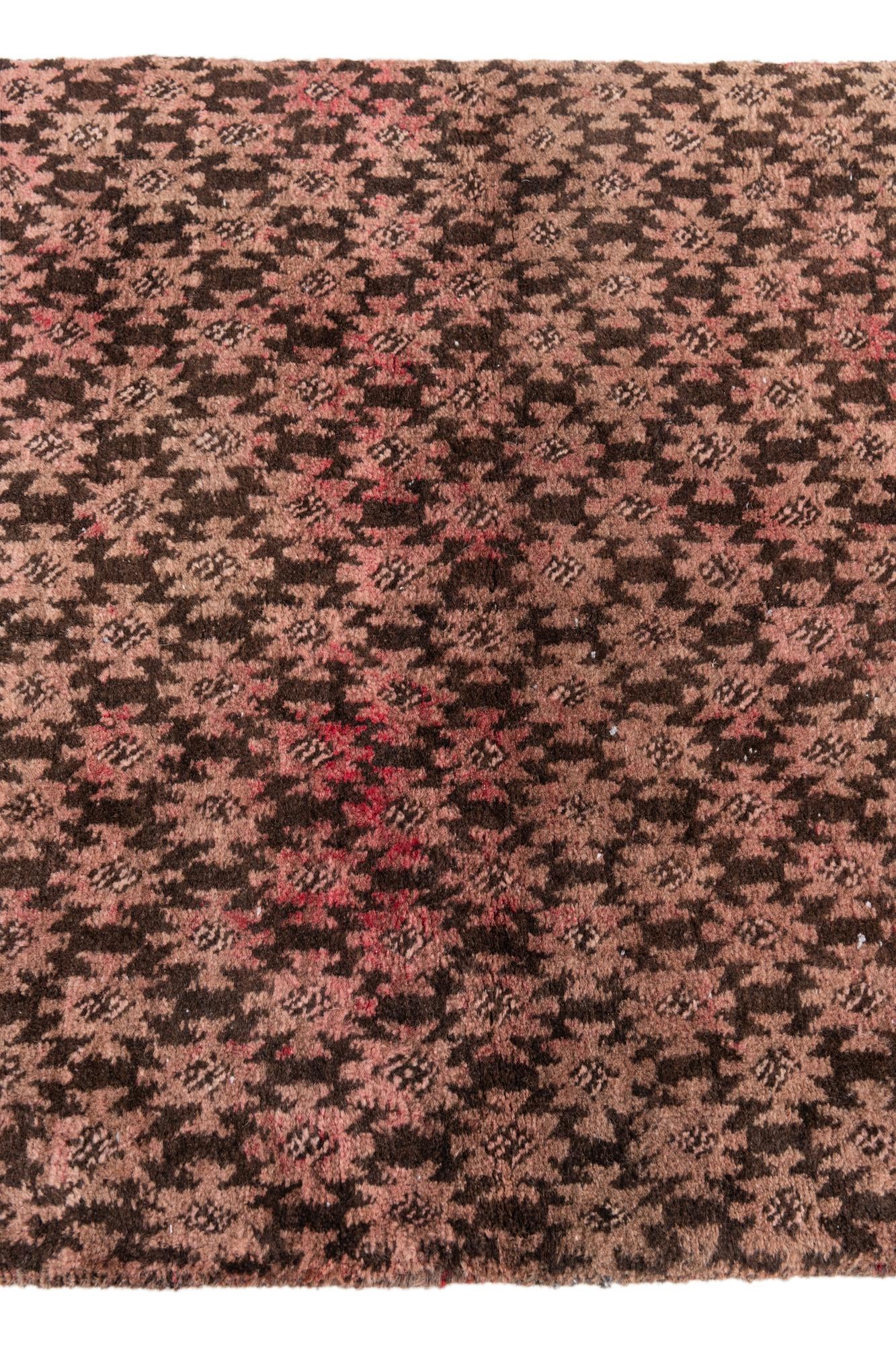 2' 7 x 5' 9 Hand Knotted Ultra Vintage Persian Wool Runner Rug