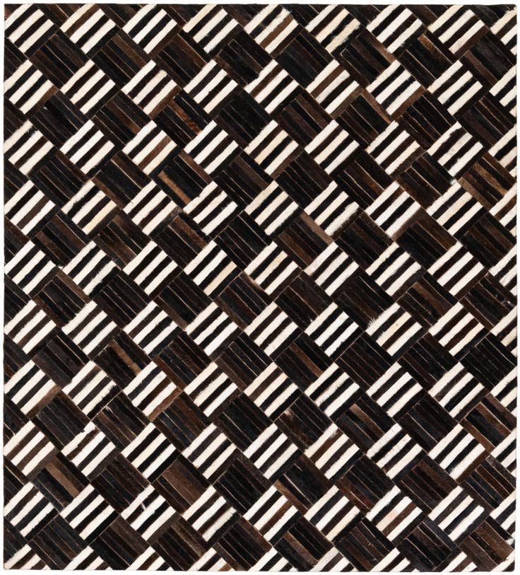 Detail image of 5' 11 x 6' 7 Cowhide Stocks Square Rug