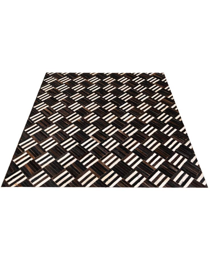 Detail image of 6' x 6' 7 Cowhide Stocks Square Rug