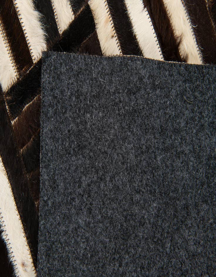 Detail image of 6' x 6' 7 Cowhide Stocks Square Rug