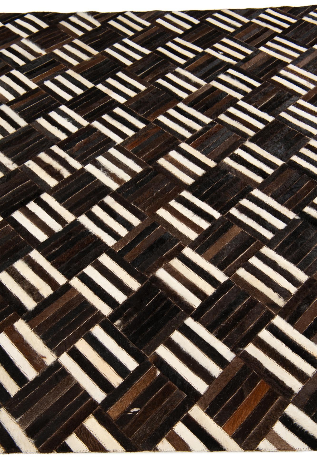 6' x 6' 7 Cowhide Stocks Square Rug