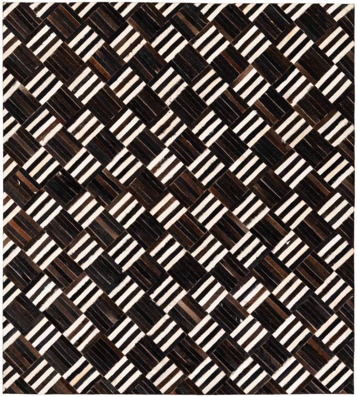 Detail image of 6' x 6' 7 Cowhide Stocks Square Rug