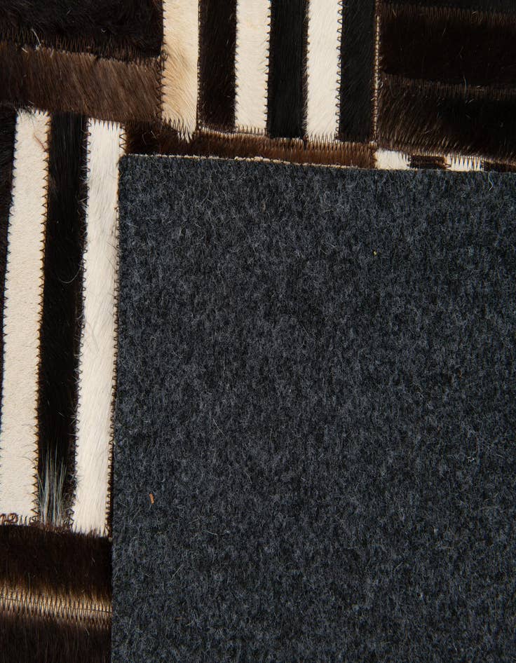 Detail image of 5' 10 x 6' 6 Cowhide Stocks Square Rug
