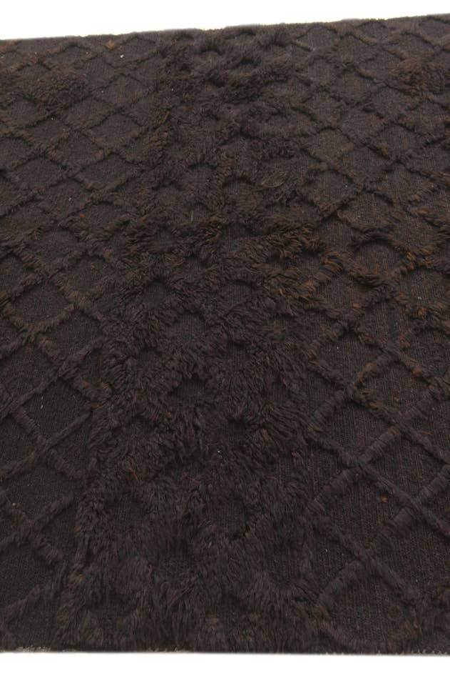 Detail image of 5' 8 x 6' 9 Hand Knotted Darya Wool Square Rug