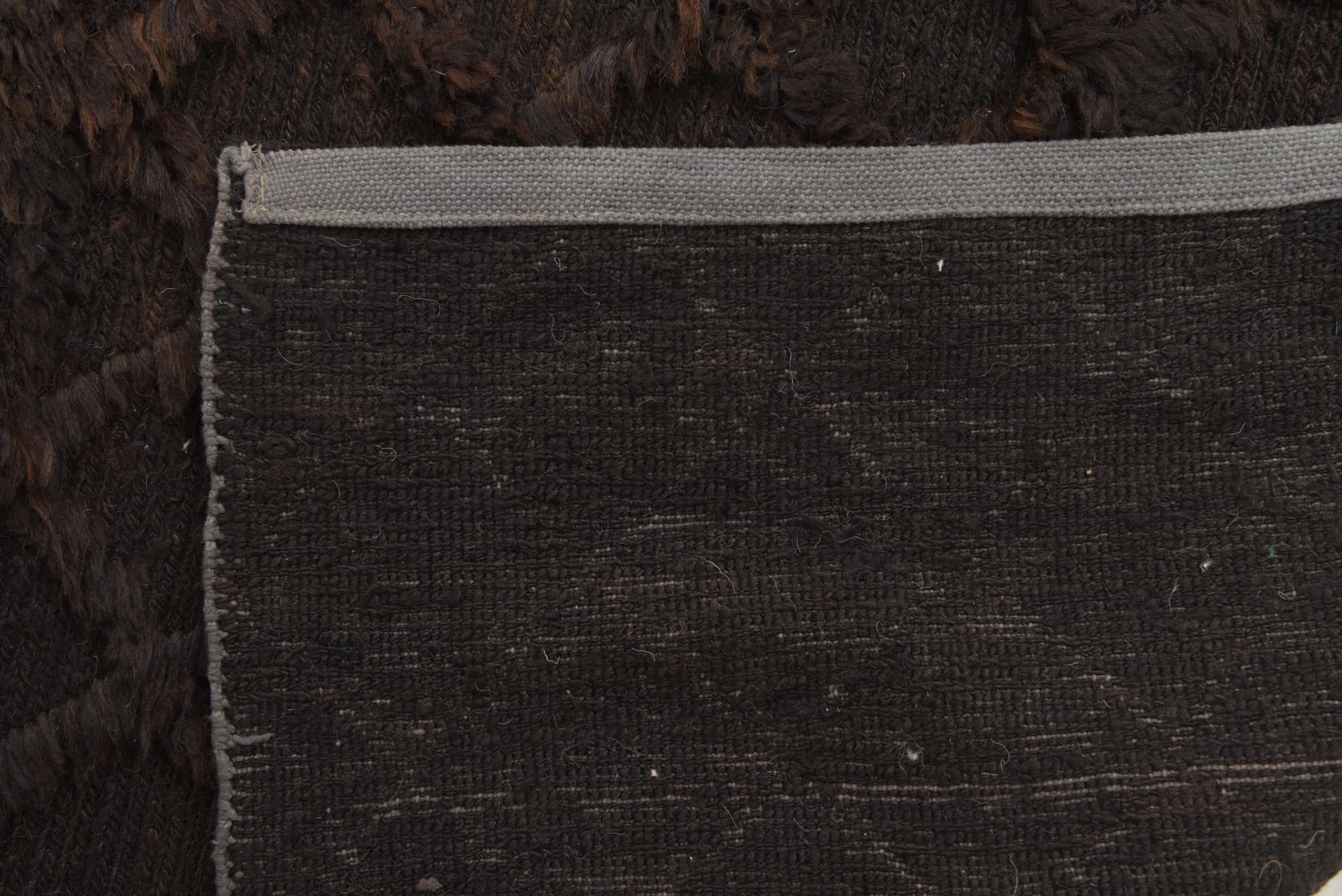 5' 8 x 6' 9 Hand Knotted Darya Wool Square Rug