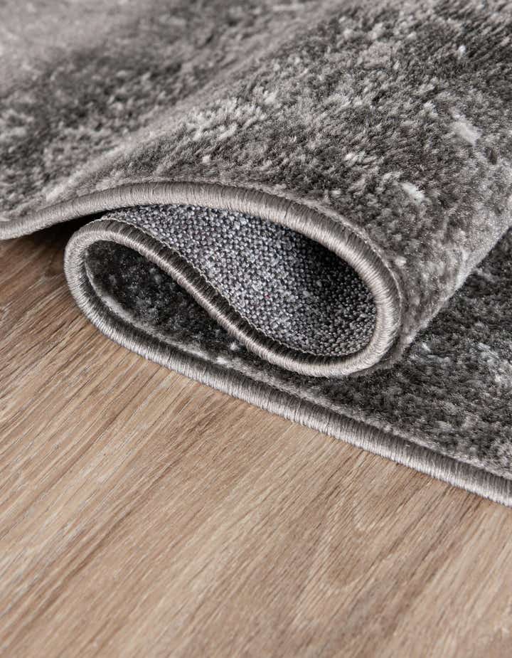 2' 2 x 3' 7 Monte Carlo Hearth Rug