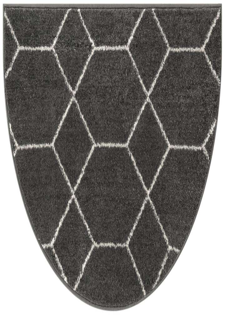 2' 7 x 4' Trellis Frieze Hearth Rug
