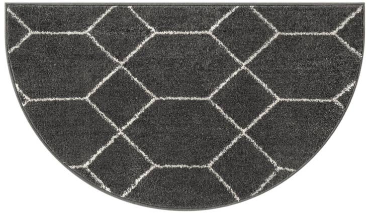 Detail image of 2' 7 x 4' Trellis Frieze Hearth Rug