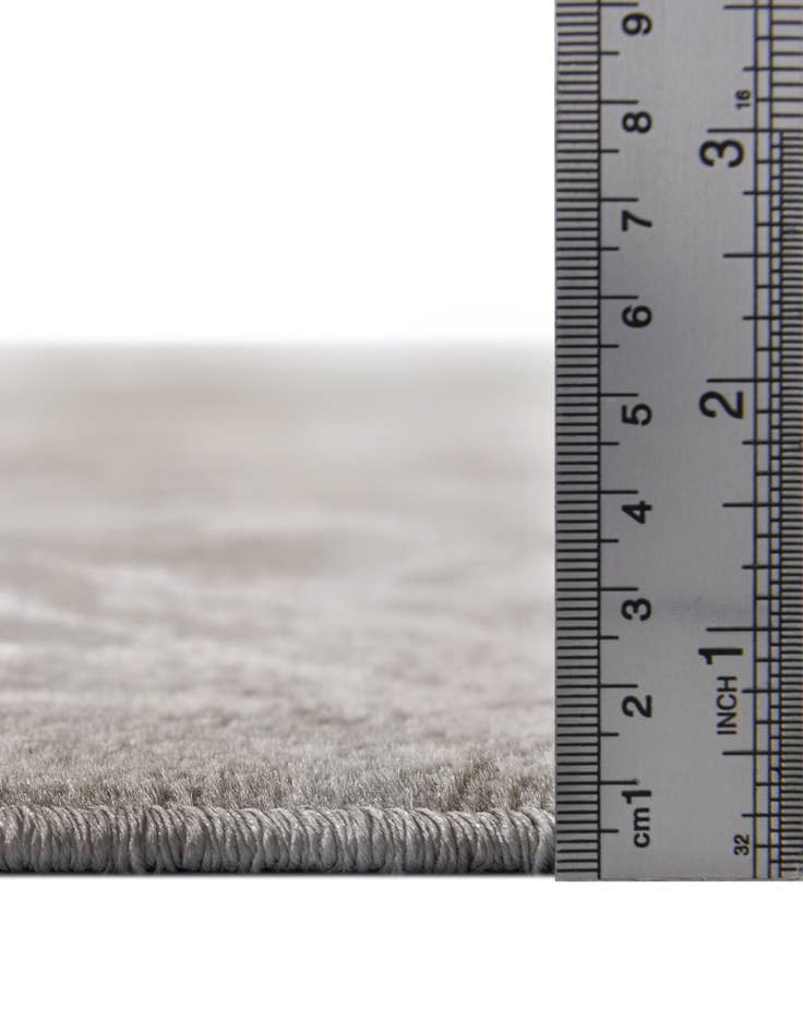 Detail image of 5' 3 x 5' 3 Monaco Octagon Rug