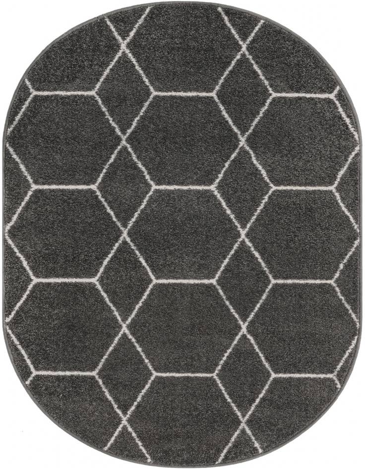 Detail image of 3' x 5' 3 Lattice Frieze Oval Rug