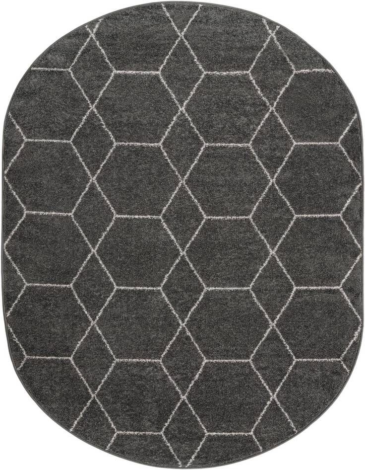 Detail image of 5' 3 x 8' Lattice Frieze Oval Rug