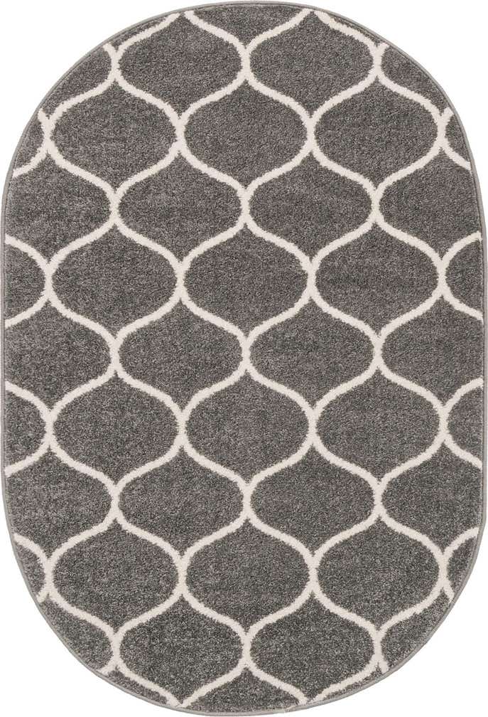 4' x 6' Lattice Frieze Oval Rug