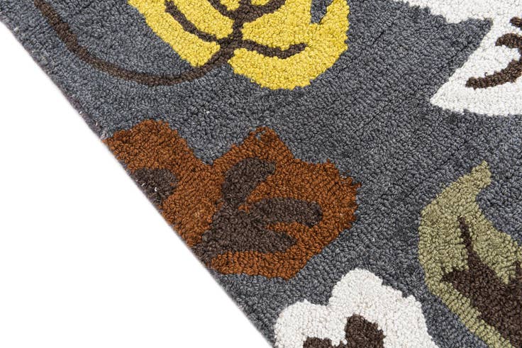 Detail image of 3' 1 x 4' 10 Agra Rug
