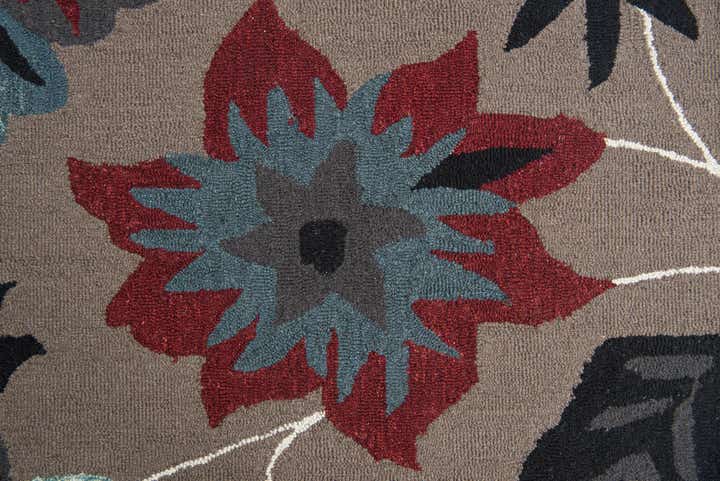 5' x 8' Agra Rug