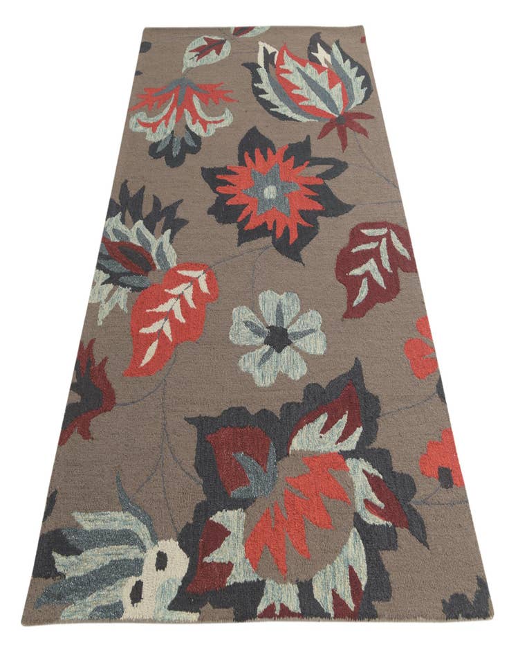 Detail image of 5' 1 x 8' 1 Agra Wool Rug