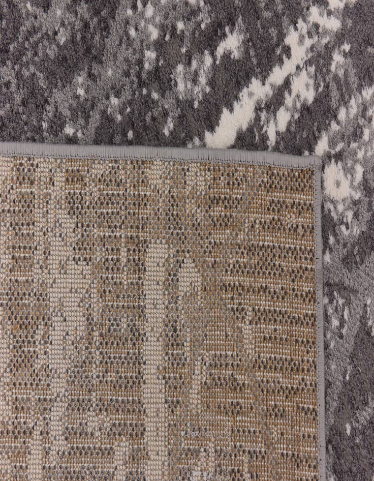 Detail image of 5' 3 x 7' 5 Angelica Rug