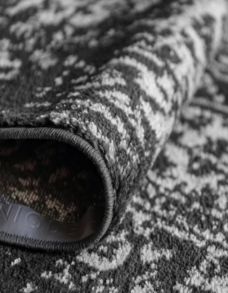 Detail image of 7' 10 x 10' Arlington Rug