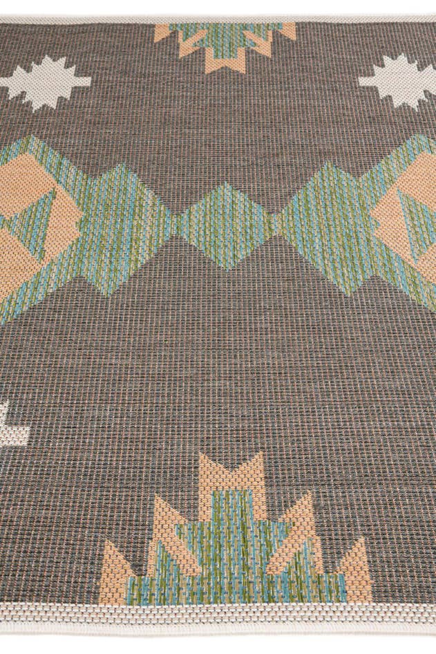 Detail image of 5' x 7' 5 Easy-Clean Baja Indoor / Outdoor Rug