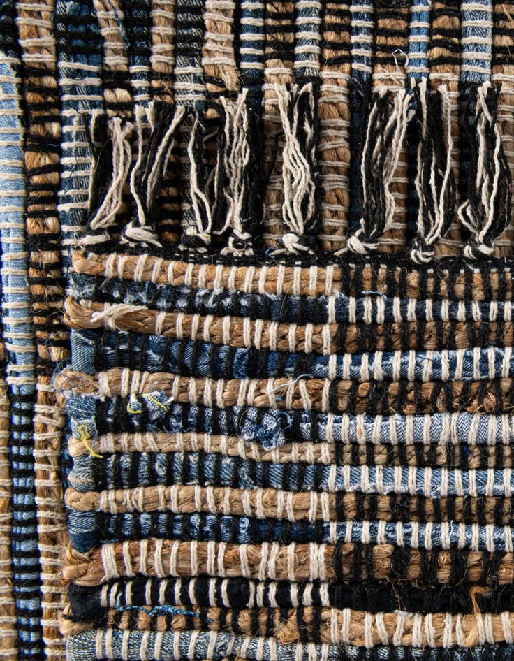 Detail image of 4' 1 x 6' 1  Hand Woven Chindi Jute Rug