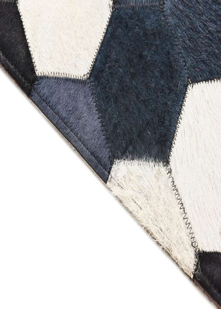 5' 1 x 8' Cowhide Rug