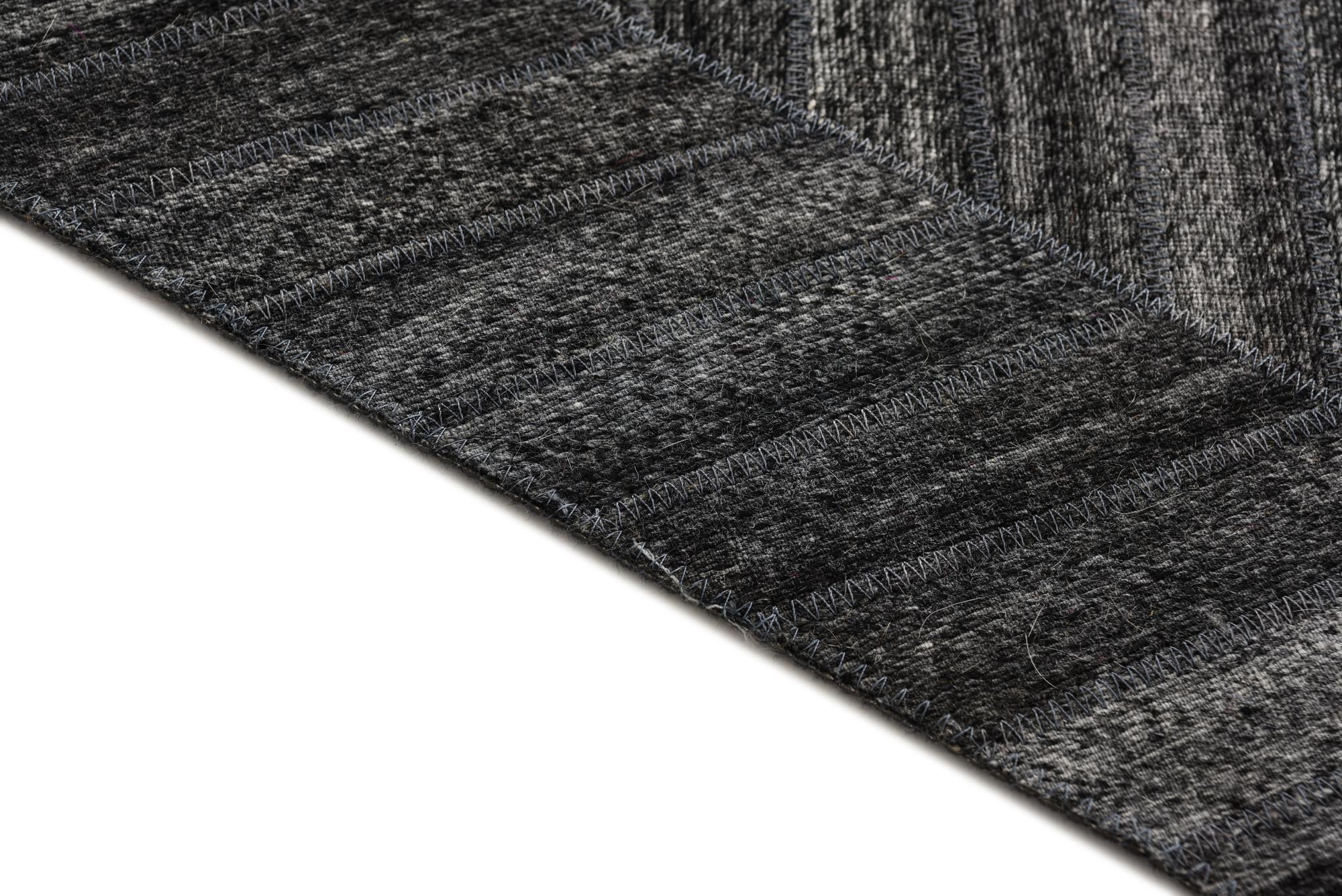 5' 3 x 8' 2 Cowhide Rug