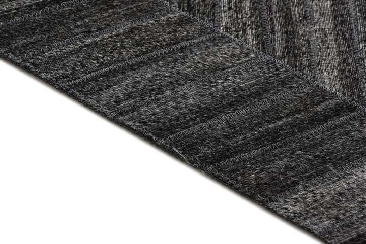 5' 3 x 8' 2 Cowhide Rug