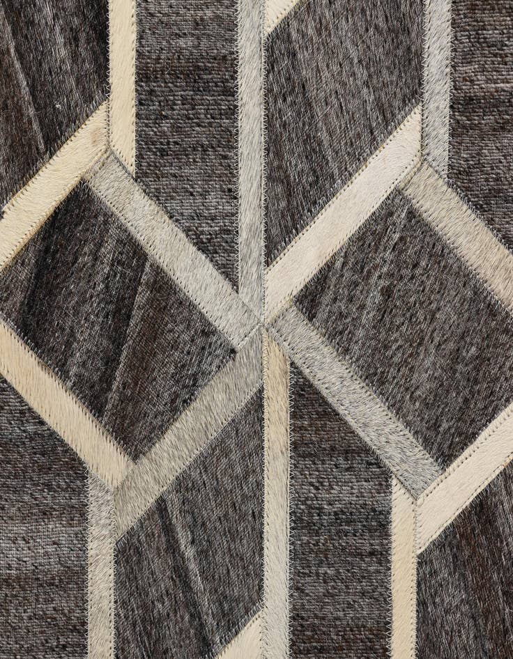 Detail image of 5' 1 x 8' 2 Cowhide Rug