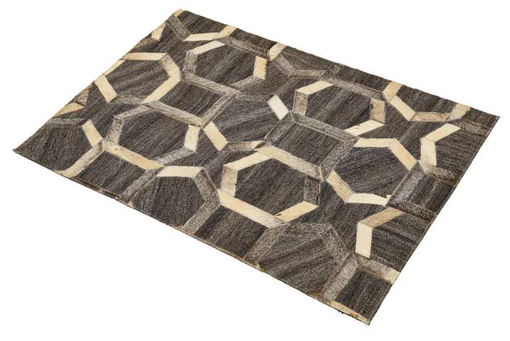 2' 2 x 3' 1 Cowhide Rug