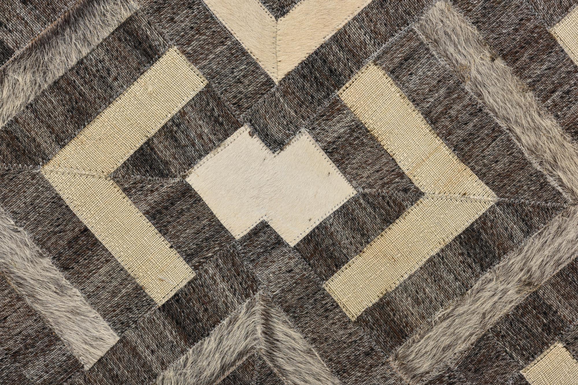 2' 1 x 3' 1 Cowhide Rug
