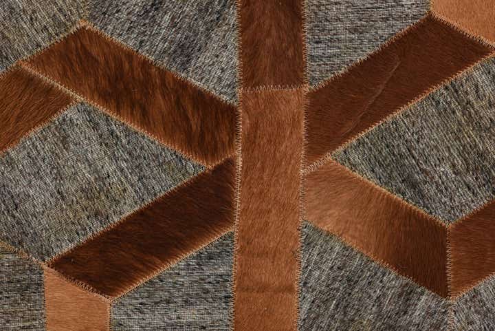 2' x 3' Cowhide Rug