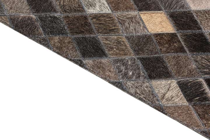 5' x 8' Cowhide Rug