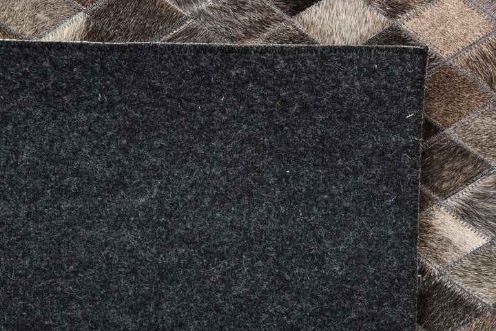 5' x 8' Cowhide Rug