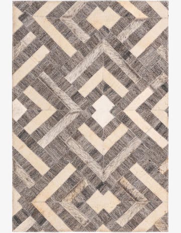 2' 1 x 3' 1 Cowhide Rug