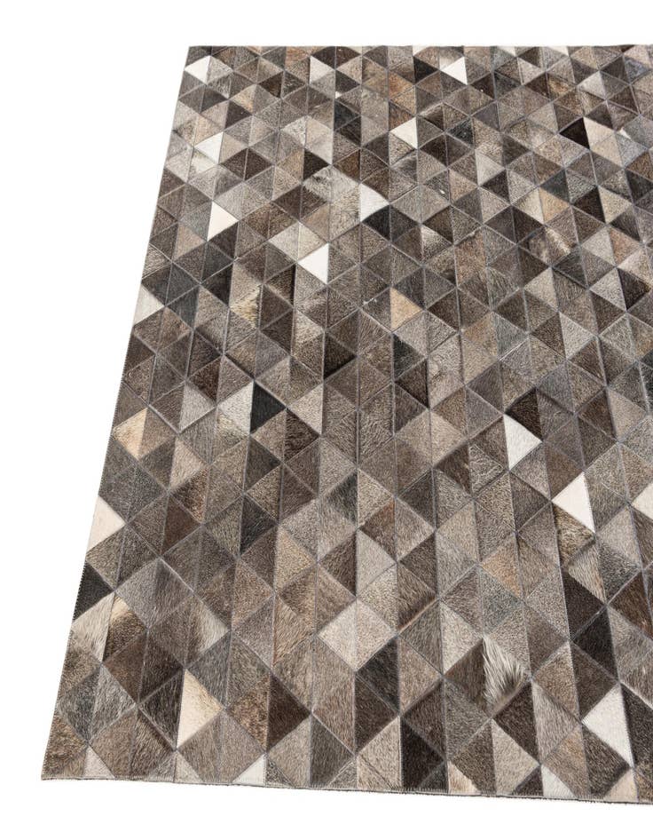 Detail image of 5' 1 x 8' 1 Cowhide Stocks Rug