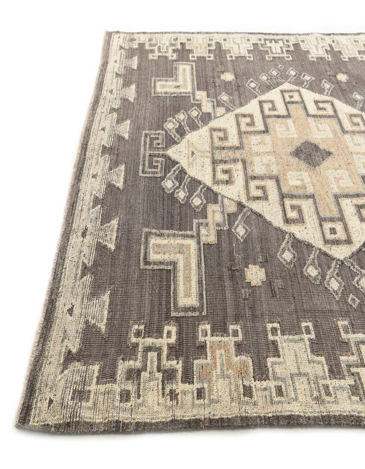 Detail image of 8' 1 x 10' 2 Hand Knotted Darya Wool Rug