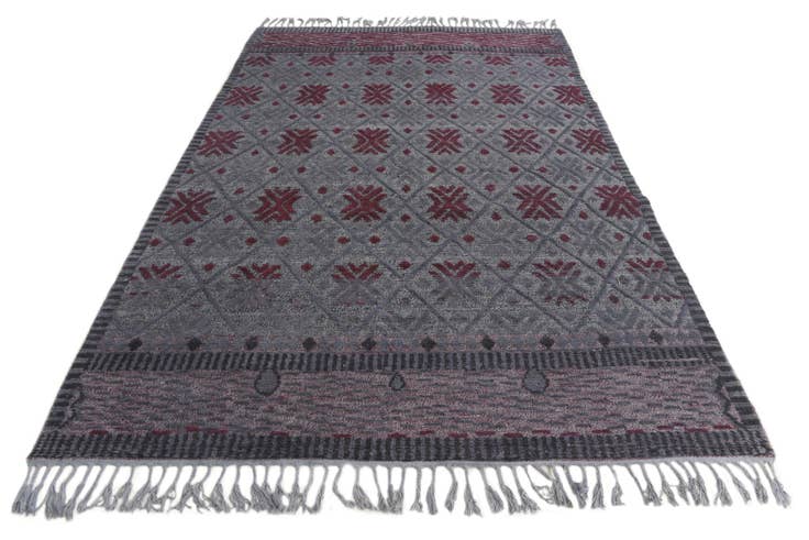 Detail image of 6' 6 x 9' 10 Hand Knotted Darya Wool Rug
