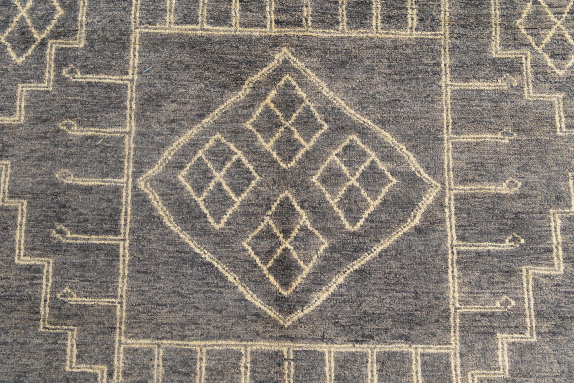 6' 8 x 9' 6 Hand Knotted Darya Wool Rug