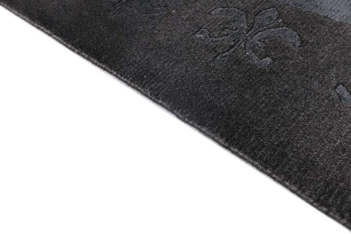 5' 7 x 7' 10 Hand Knotted Darya Wool Rug