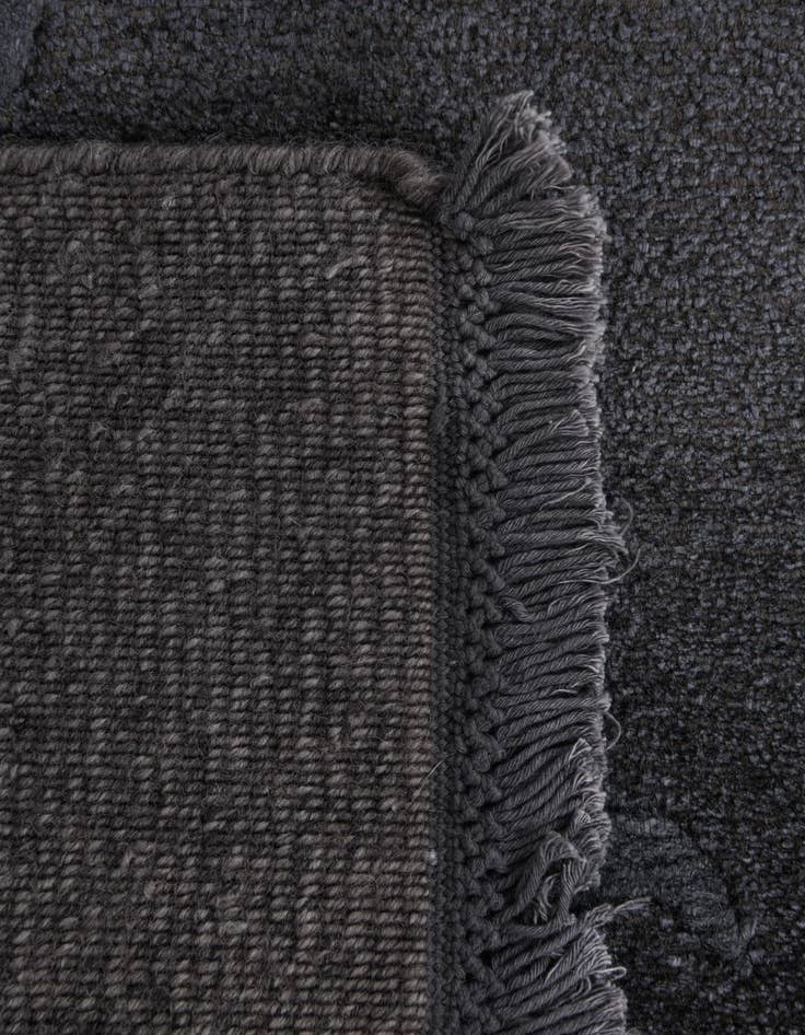 Detail image of 5' 7 x 7' 10  Hand Knotted Darya Wool Rug