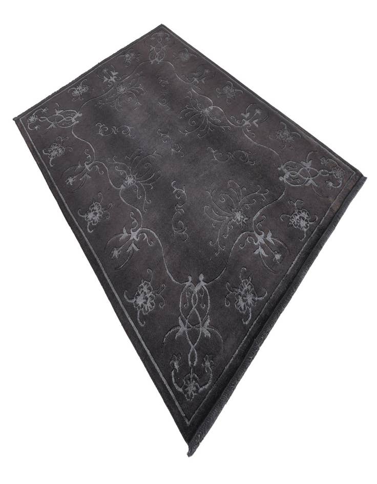 Detail image of 5' 7 x 7' 9 Darya Rug
