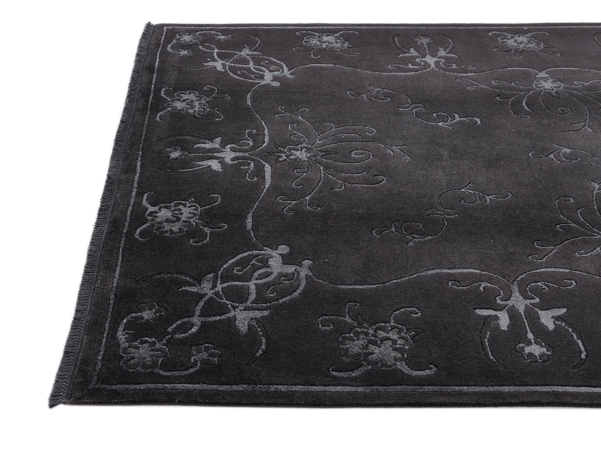 5' 7 x 7' 9 Darya Rug