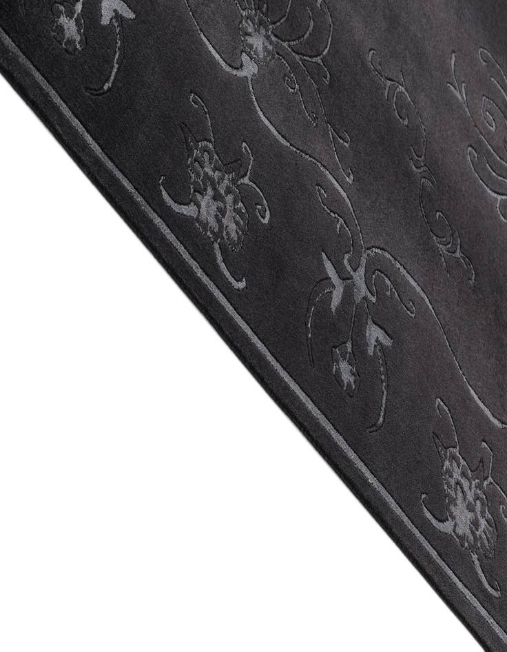 Detail image of 5' 7 x 7' 9 Darya Rug